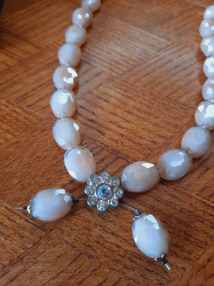 Collier perles verre neuf - photo numéro 4