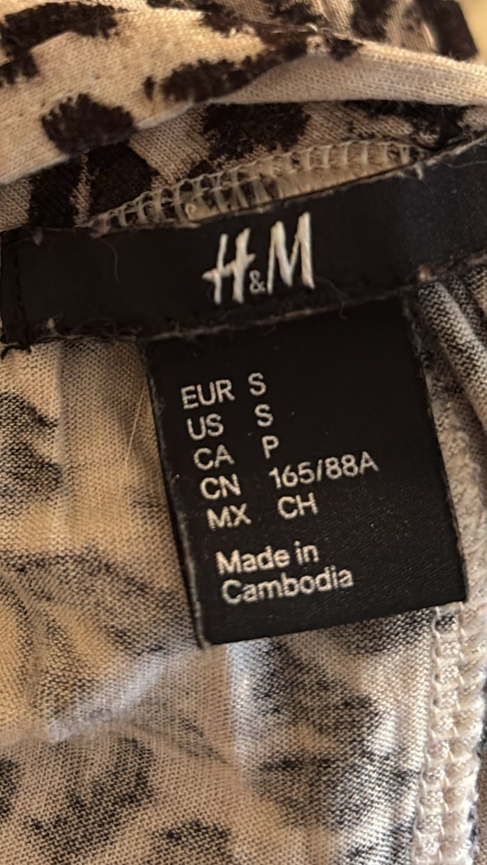 Robe léopard fluide H&M T36 - photo numéro 3