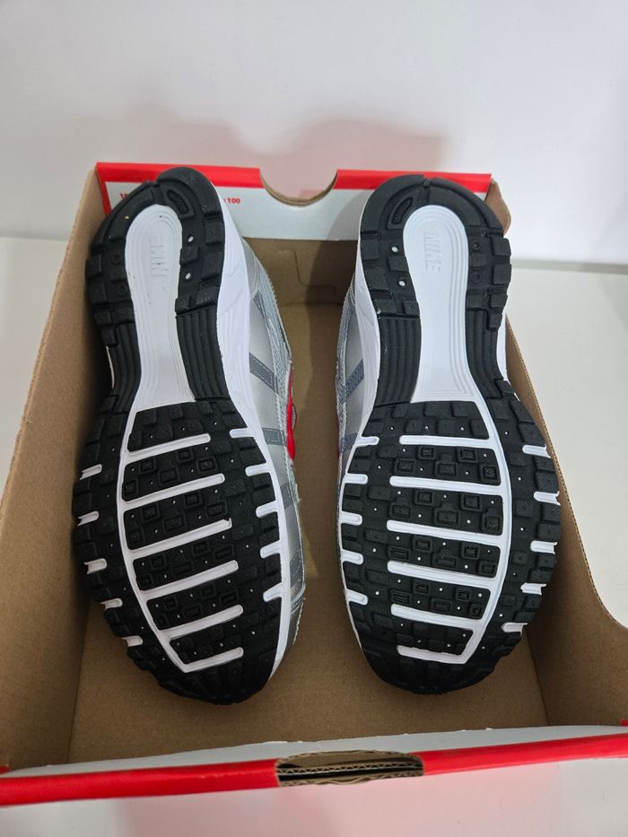 Nike p6000 taille 35 neuves gris argenté rouge neuves - photo numéro 6