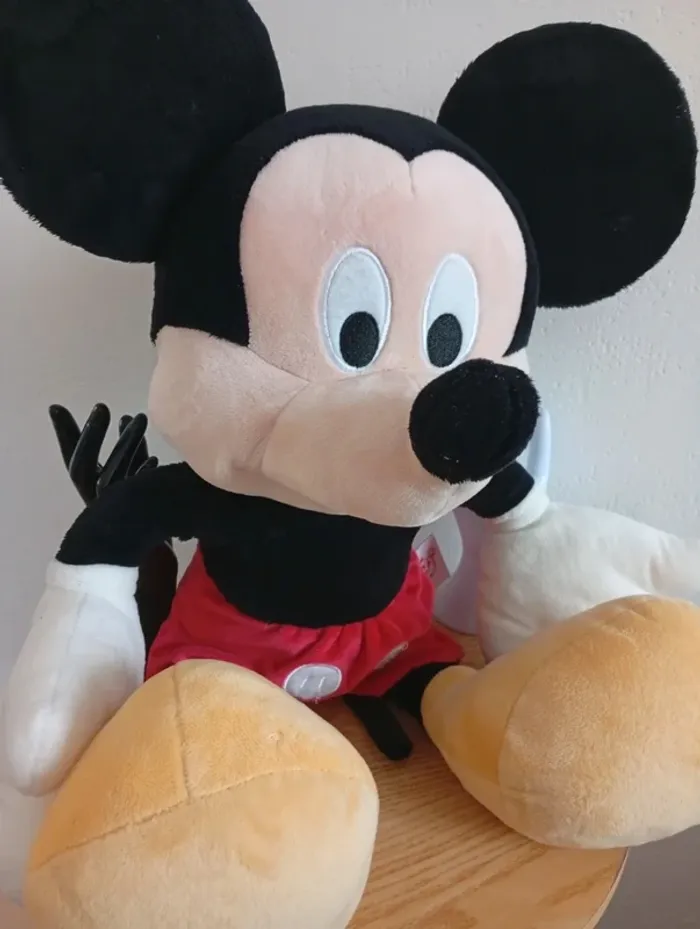 Grande peluche mickey 60cm tbe - photo numéro 2