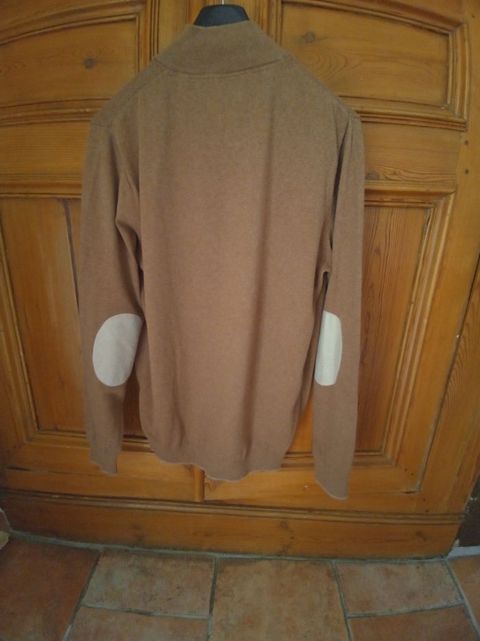 Pull avec coudières - photo numéro 3