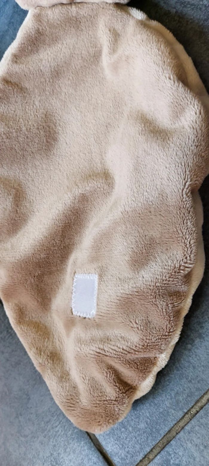 Doudou musical Ecureuil Castor Léon de Noukie s, - photo numéro 4