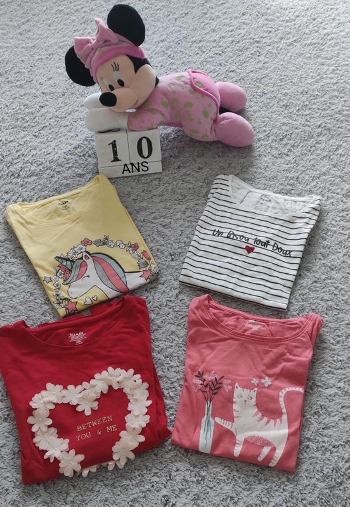 T-shirts manches longues T :10ans