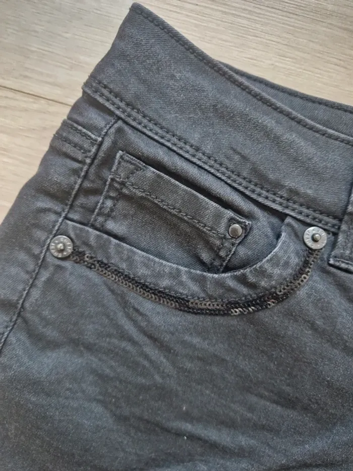 Short noir Morgan à sequins taille S - photo numéro 2