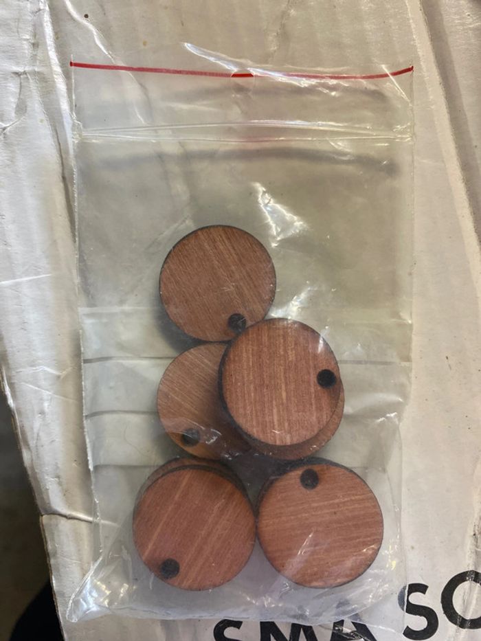 10 porte clefs bois