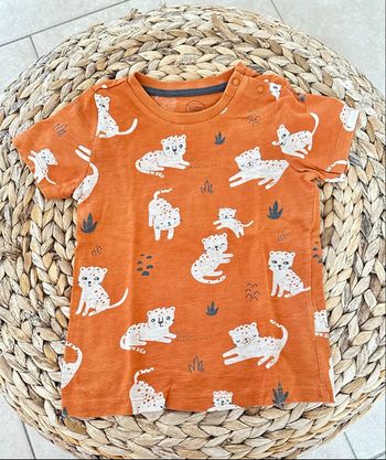 💜 Teeshirt orange motif c&a taille 92 cm 💜
