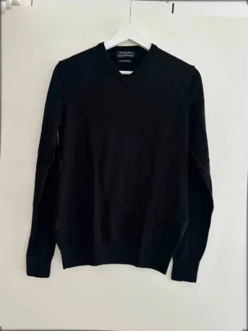 Pull en col V homme de Zara man taille S très bon état