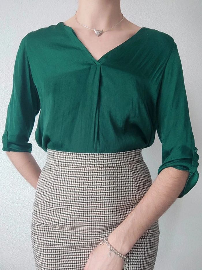 Blouse satin col V 3/4 vert sapin / Stradivarius - 36/S à 38/M - photo numéro 6
