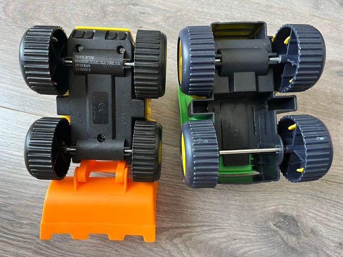 Lot de véhicules de chantier - photo numéro 3