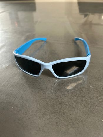 Lunettes de soleil reines des neiges