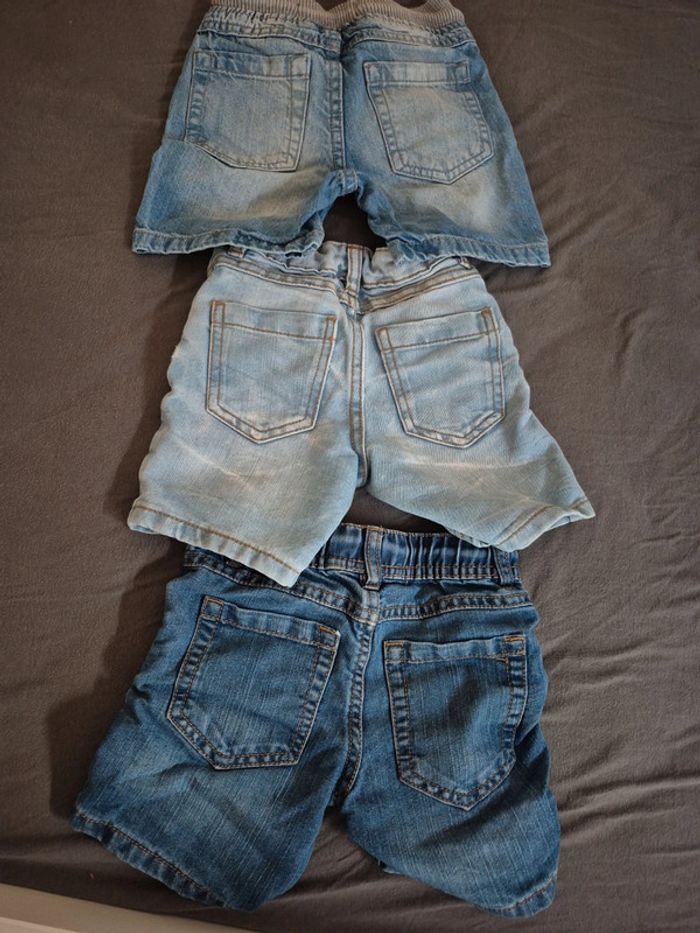 3 short 4ans - photo numéro 2