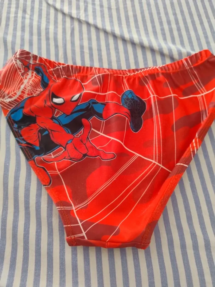 Maillot de bain garçon Spiderman - photo numéro 2