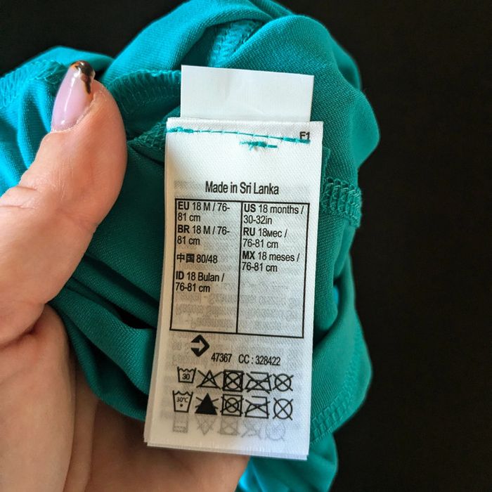 Lot t-shirt UV / maillot de bain - photo numéro 6