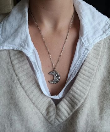 Joli collier acier inoxydable et pendentif lune