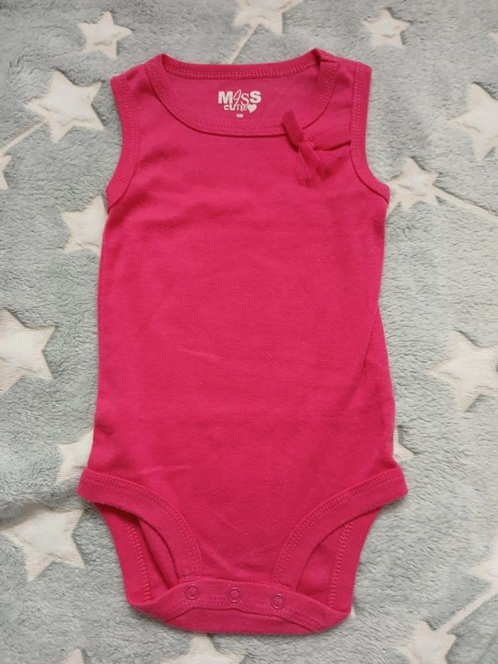 Lot d'habits 6 mois - photo numéro 2