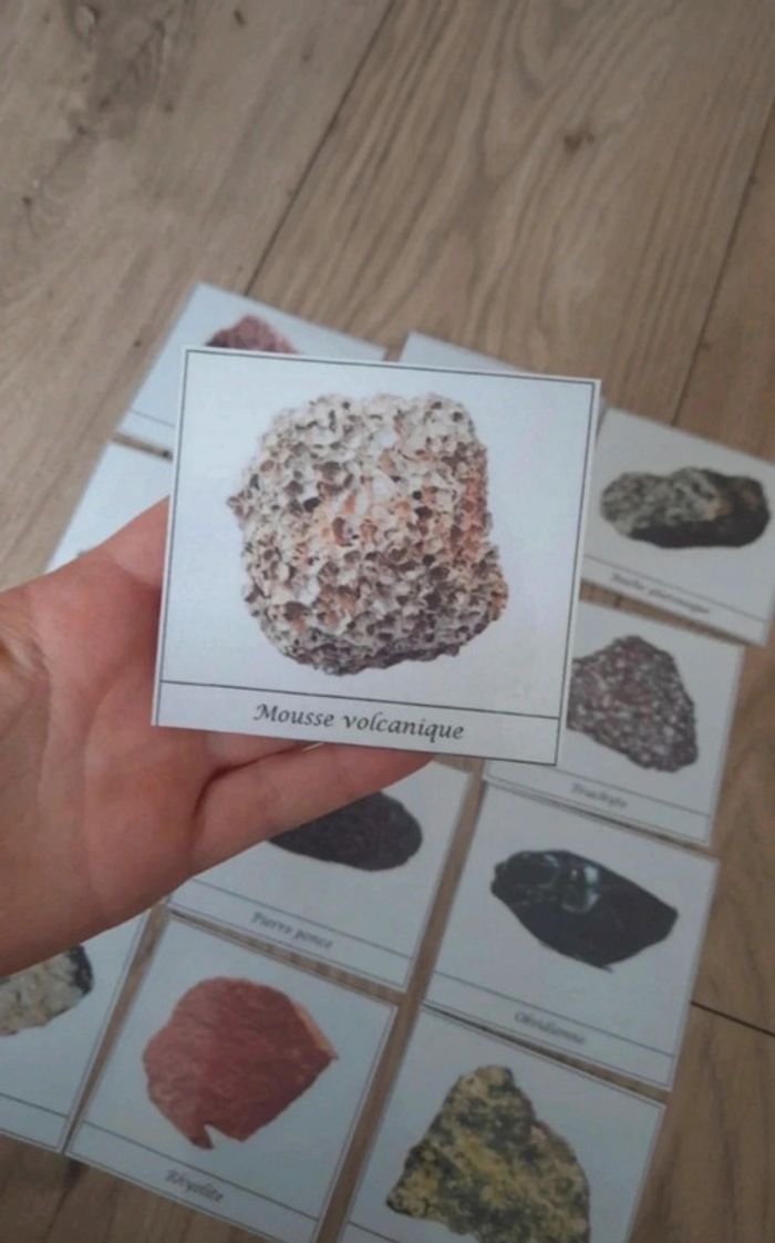 Cartes nomenclature des roches volcaniques. Geologie volcanologie