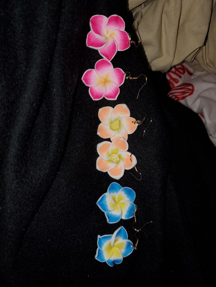 3 lots de boucles d'oreilles