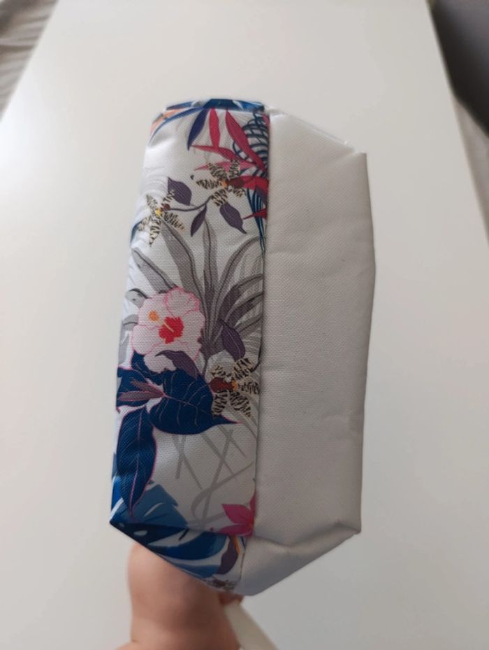 Pochette isotherme - Yves Rocher - photo numéro 5