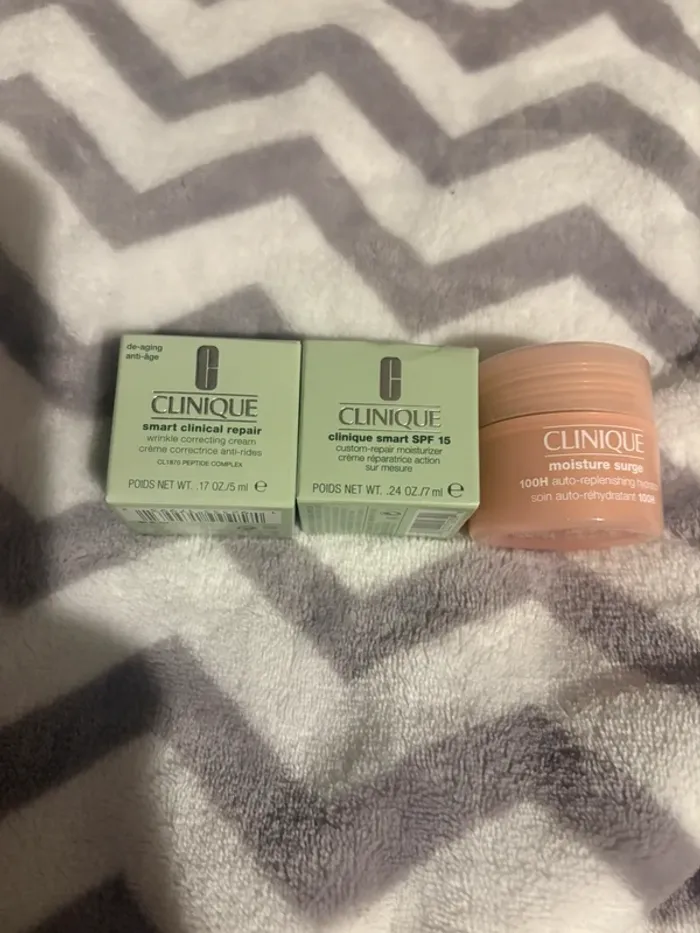 Lot de 3 produits clinique, format voyage