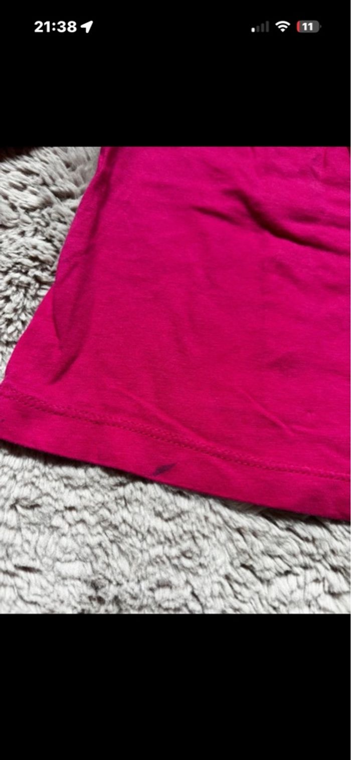Pull bébé rose fuchsia 1 mois – ouverture dos, confortable (petit défaut) 💖 - photo numéro 2