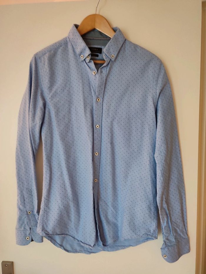 Chemise à pois Zara coupe slim fit