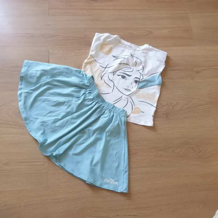 🩷 Ensemble tee-shirt MC jupe 6/7 ans Disney La reine des neiges #emyfleury_7ansfille - photo numéro 2