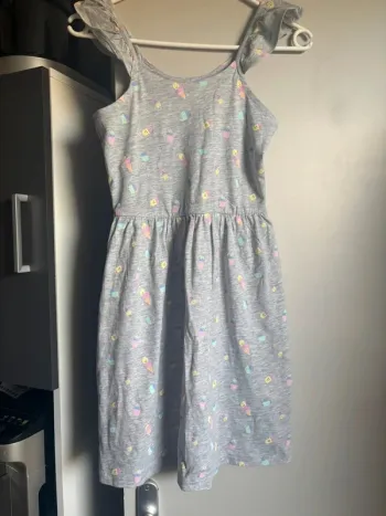 Robe 10 ans neuve