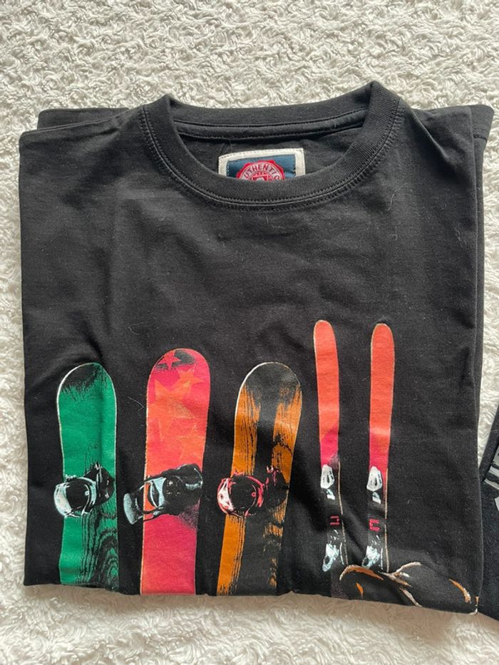 2 t-shirts la plagne taille S - photo numéro 4