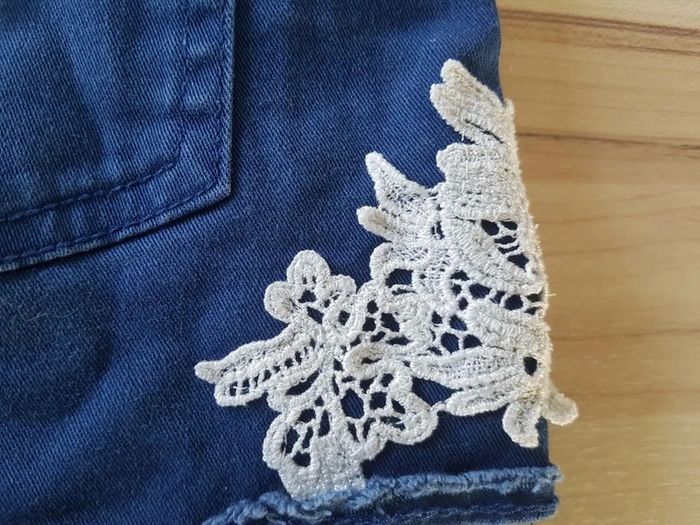 Short dentelle 11- 12 ans - photo numéro 3