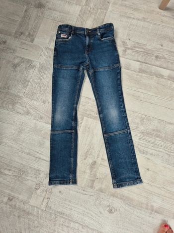 Jeans droit Effet usé/délavé (acheté comme ça!) Taille 12 ans