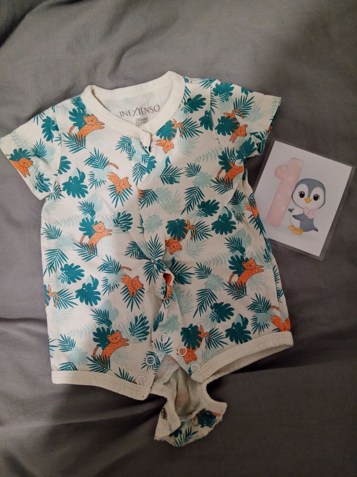 Barboteuse blanche/verte "jungle" _ T.56cm