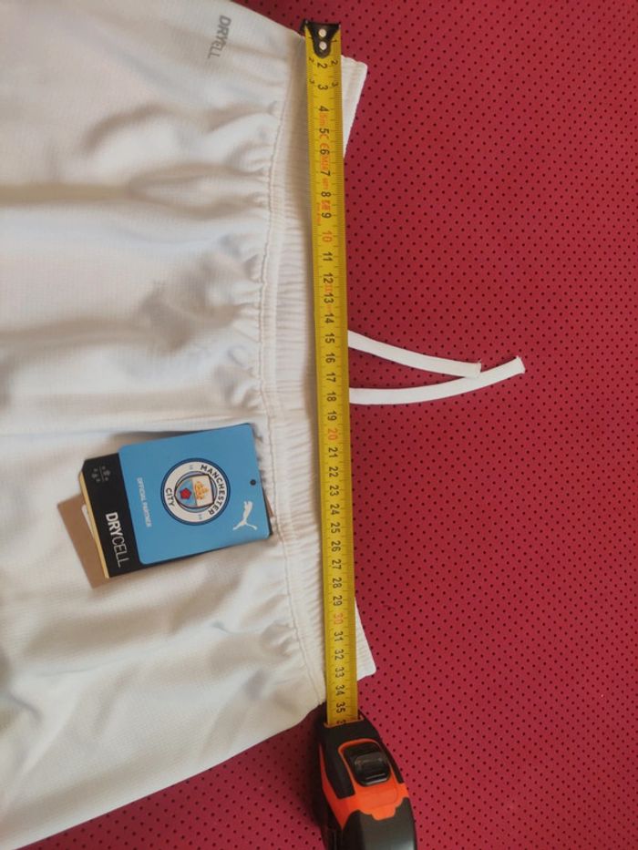 Short de foot Manchester City, Puma Authentique Officiel taille enfant 15/16 ans, Neuf - photo numéro 13