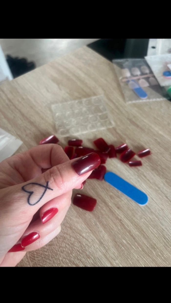 Faux ongles - photo numéro 3