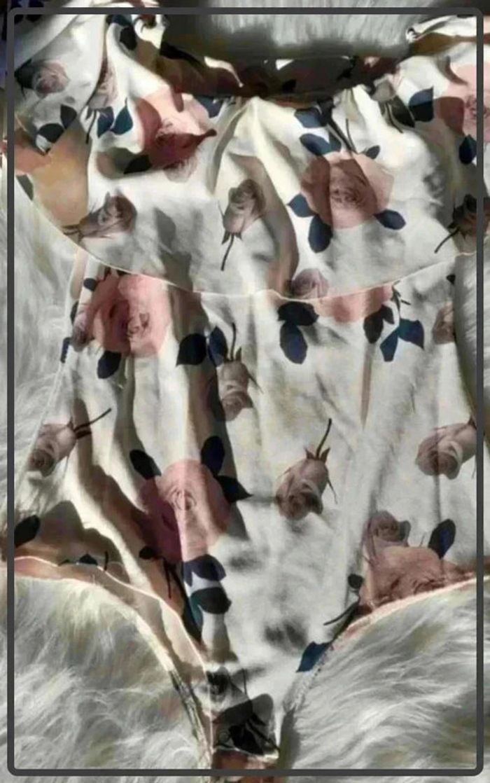 Body taille 36-38 - photo numéro 3
