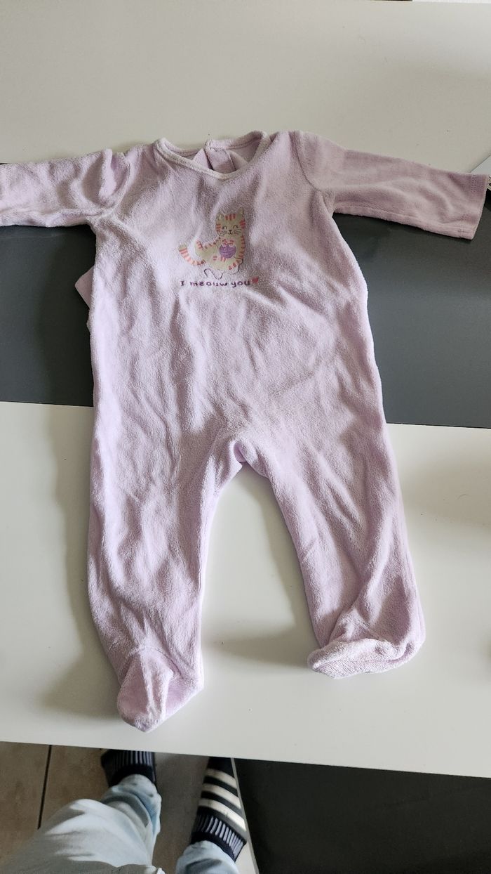Pyjama 9 mois - photo numéro 2
