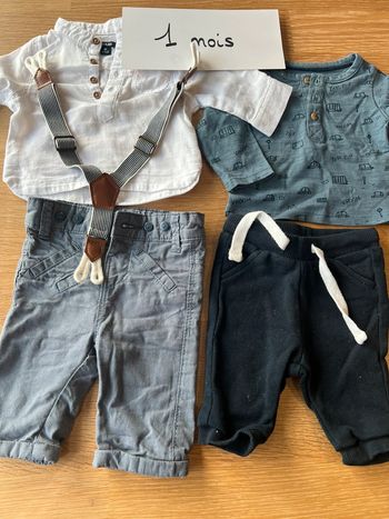 Lot 2 ensembles 1 mois