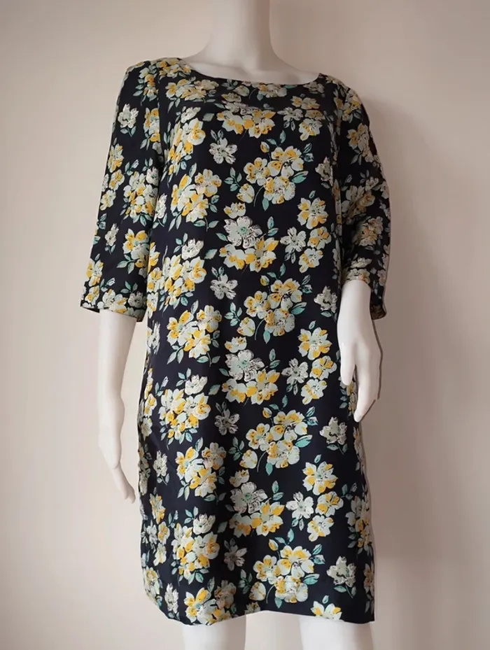 Robe en soie taille 40 Essentiel Antwerp - photo numéro 2