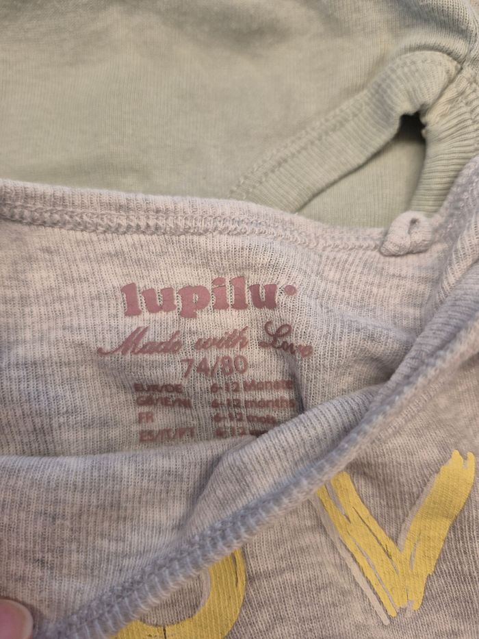 Lot de 5 bodies 6-12 mois - photo numéro 2