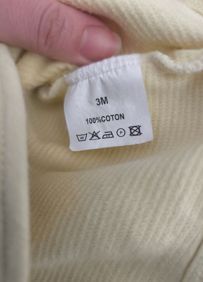 Gilet jaune 3 mois - photo numéro 3