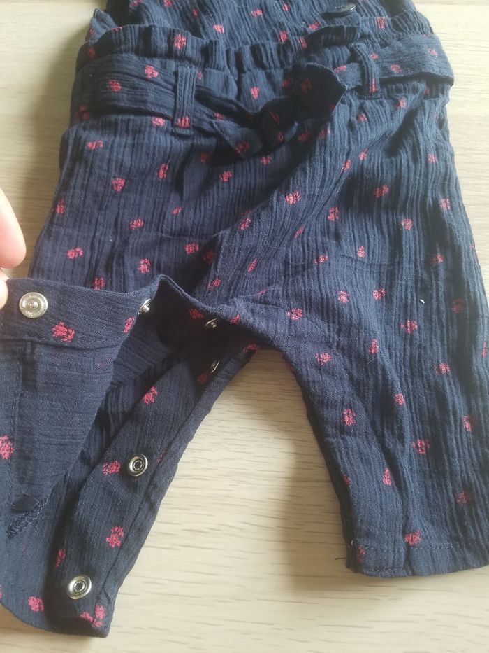 Ensemble fille 3 mois Kiabi salopette - photo numéro 3