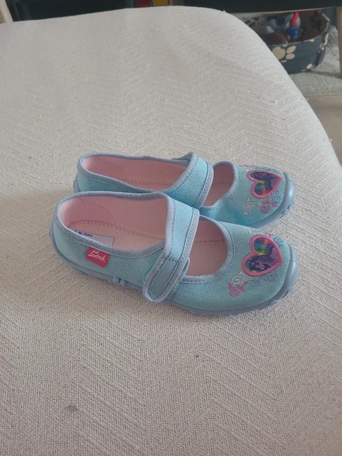 Chaussons taille 33 - photo numéro 2
