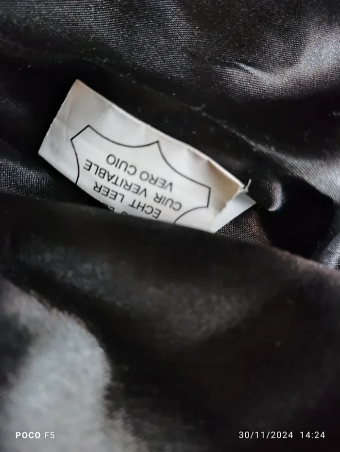Veste  véritable cuir taille S - photo numéro 18