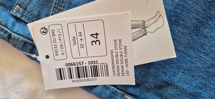Jean/pantalon cropped - photo numéro 4