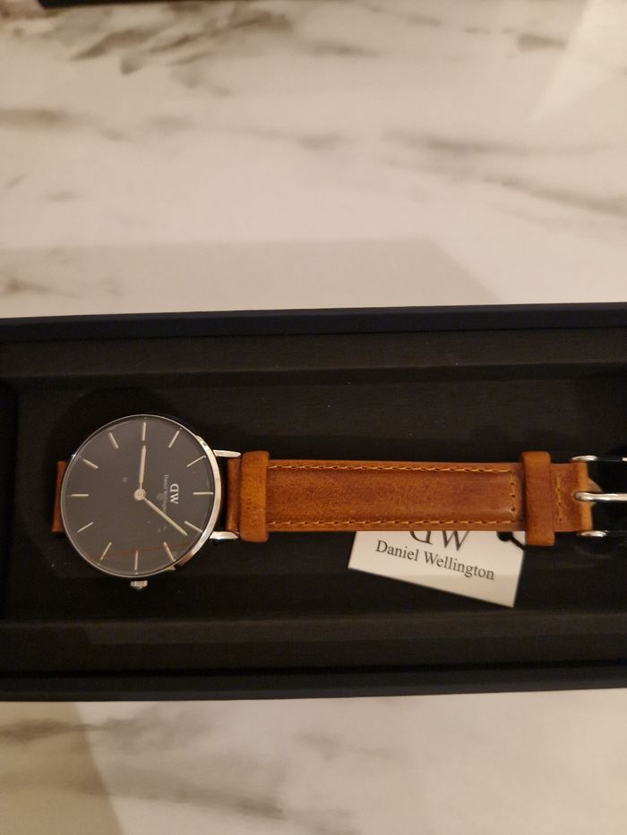 Montre femme, Daniel Wellington - photo numéro 2