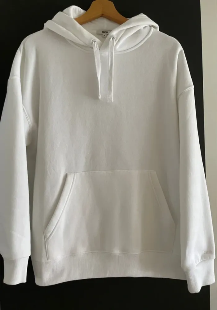 Sweat à capuche BZB