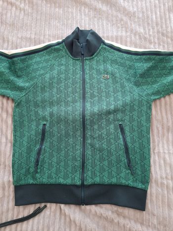 Ensemble lacoste