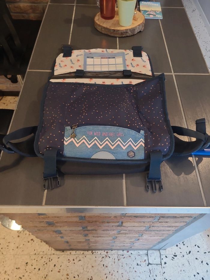 Cartable - photo numéro 5