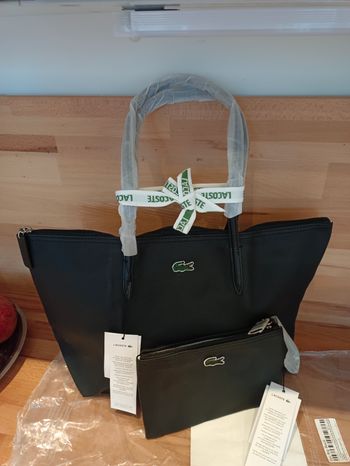 Sac lacoste+porte feuille
