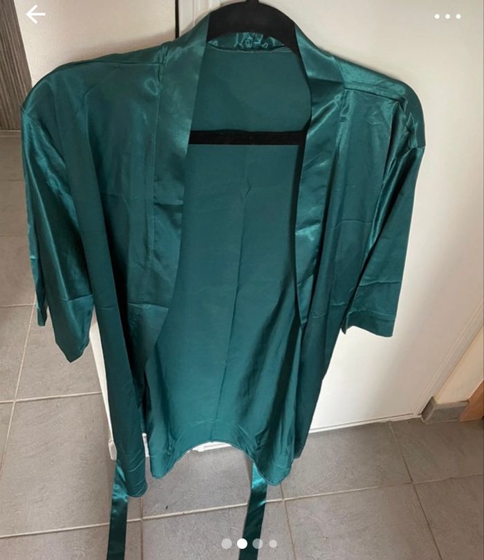 Lot de déshabilles - photo numéro 3