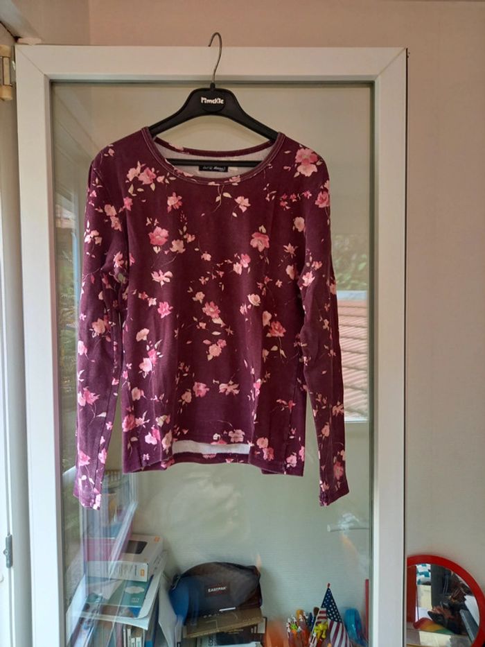 Tshirt manches longues violet à motif fleurie vintage